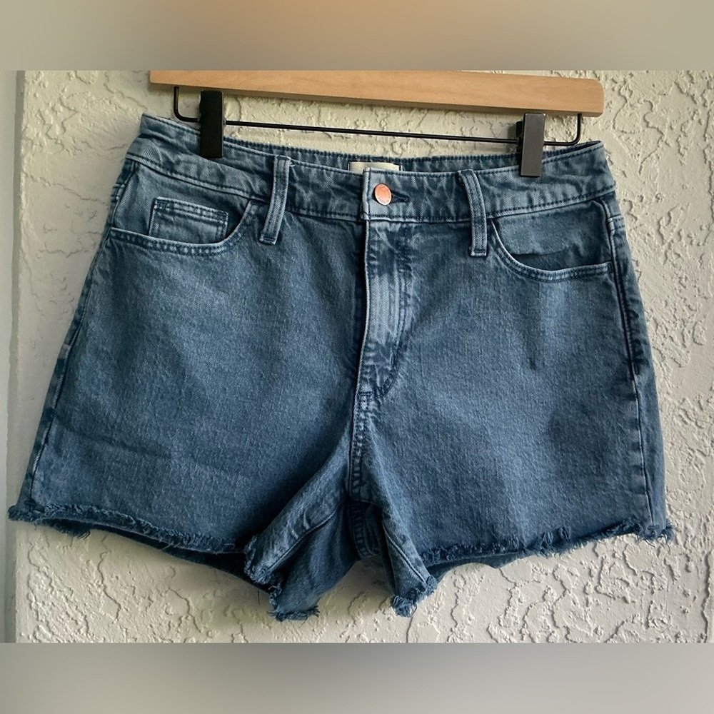 Universal Thread Vintage Midi Denim Women's Shorts